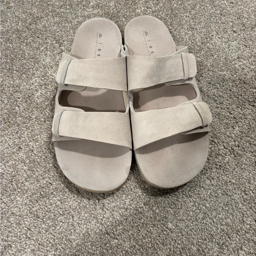 Reef men suede sandals.